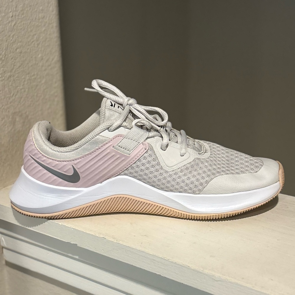 Nike Shoes Sneakers MC Trainer Women Size 7.5 White Pink Running CU3584-010 - Picture 5 of 9